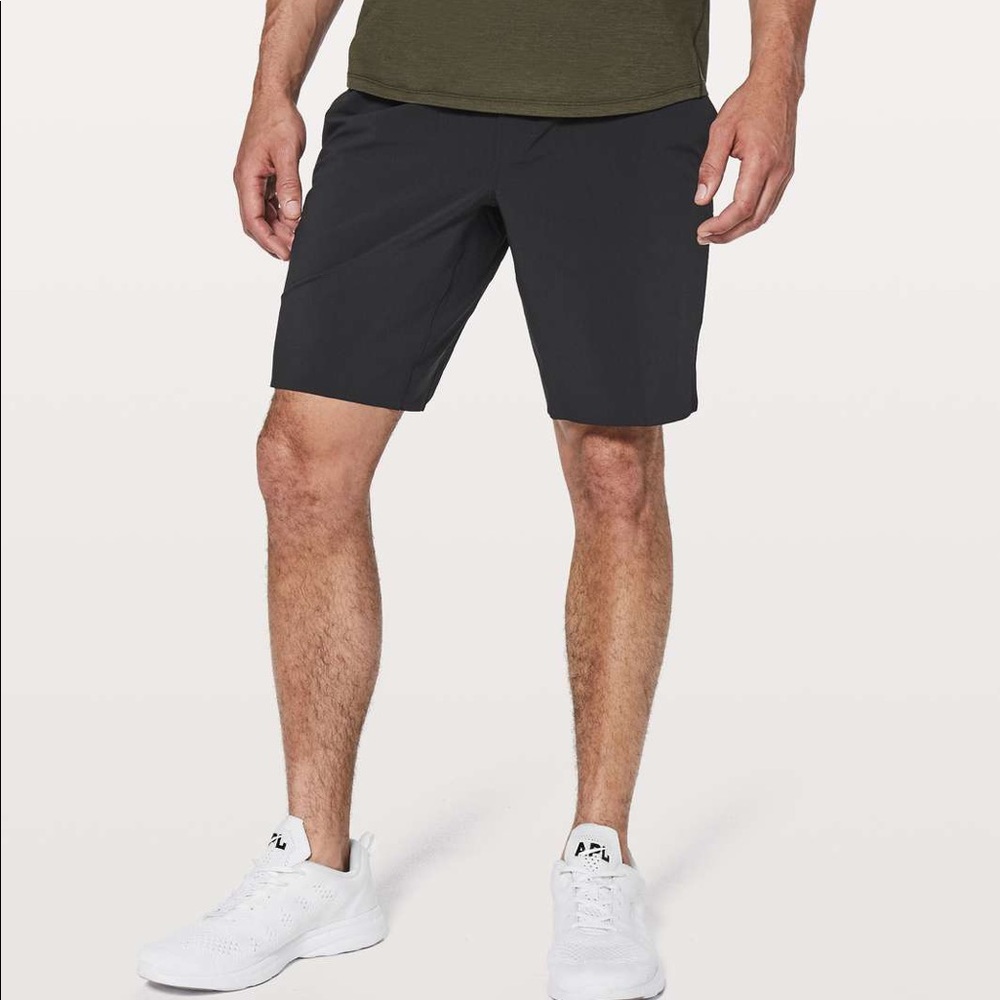T.H.E short 9” LTT black